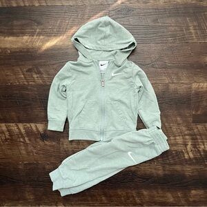 Nike seafoam green full zip hoodie jogger tracksuit jogging suit 18m